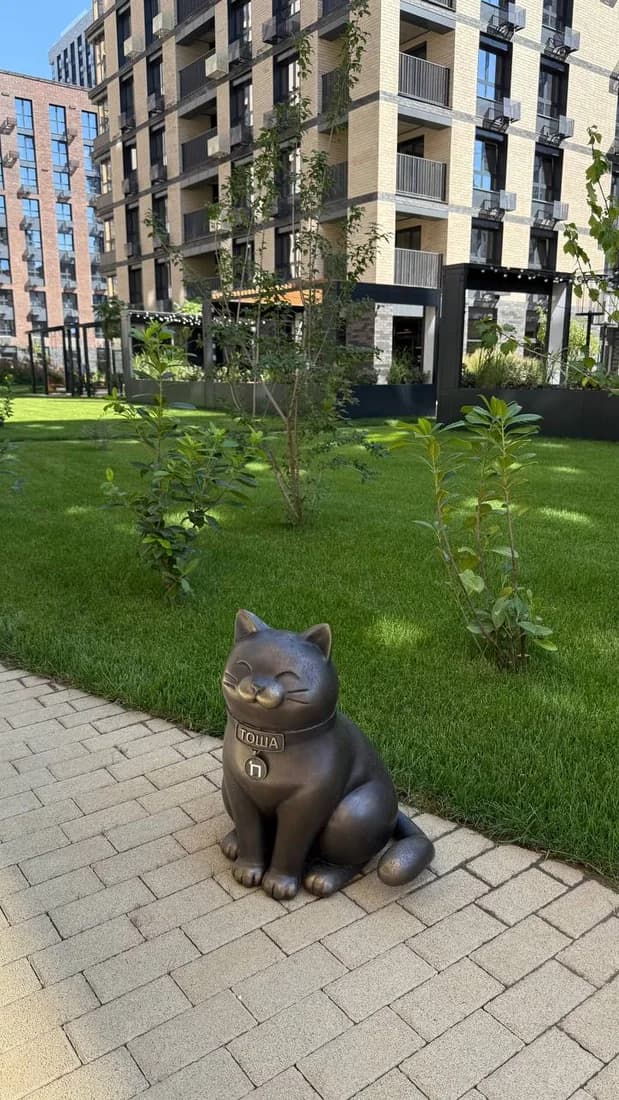 Скульптура кота в благоустройстве ЖК Патрики